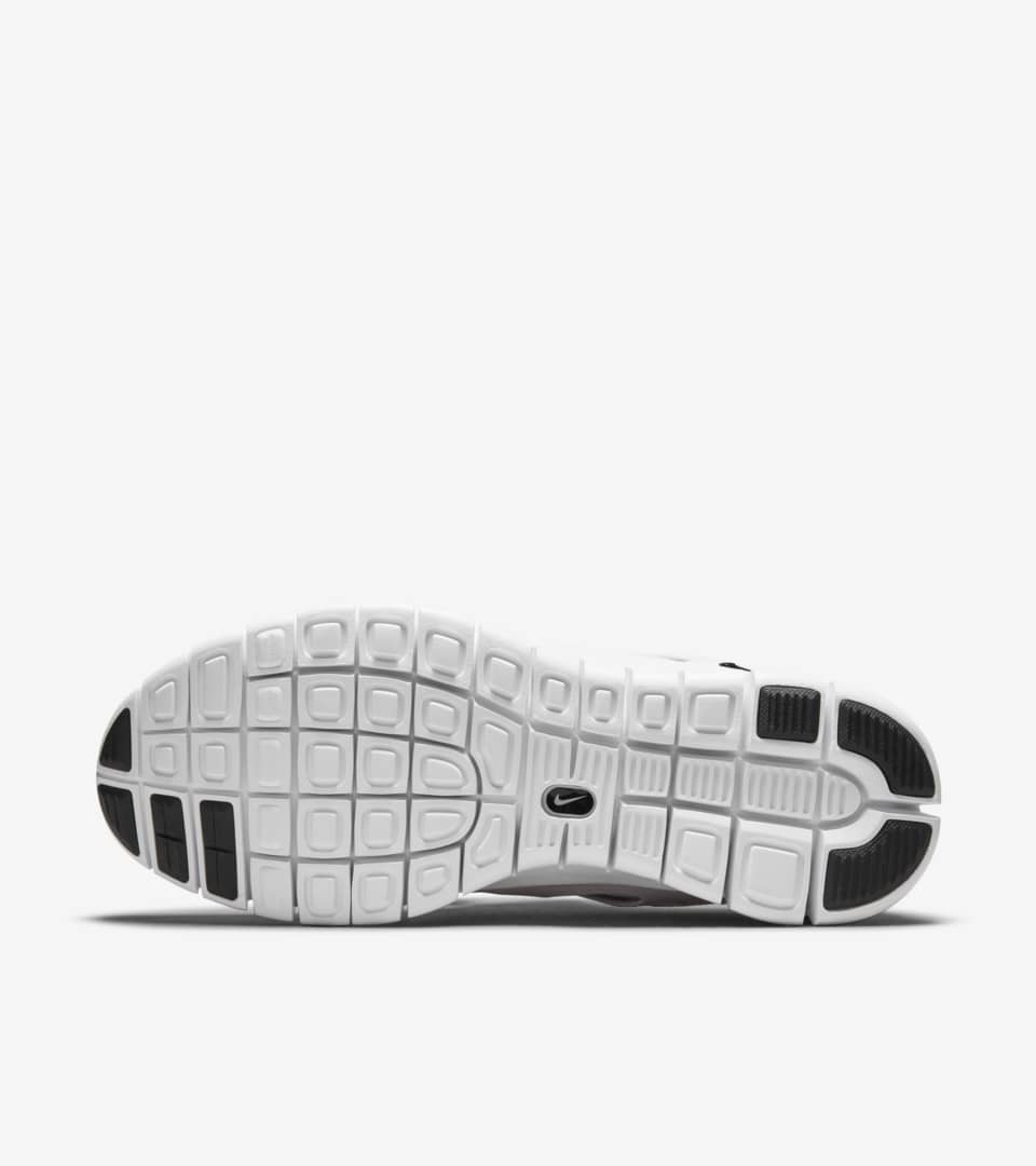 Date de sortie de la Free Run 2 Pure Platinum . Nike SNKRS FR